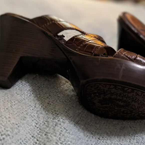 Sofft, Wedge Sandal, Size 8, Brown - Picture 2 of 3